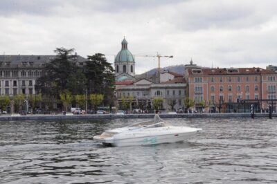 1.5 Hours Private Tour of Lake Como - Villa d’Este, Villa Fontanelle, and Clooney’s House: The Star Power Route
