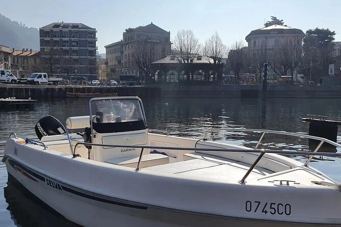 1 Hour Boat Rental Without License 40cv Engine on Lake Como - What You Can See Along the Como–Cernobbio–Moltrasio Line