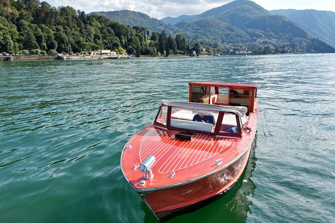1 Hour Private Wooden Boat Tour on Lake Como 10 pax - Heading Back to Como: East Shore Villa Views to Finish Strong