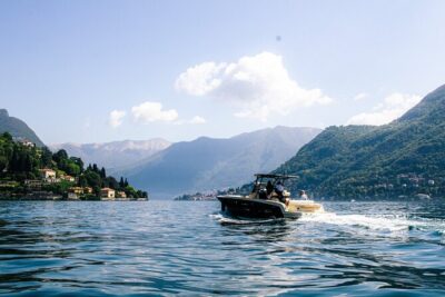 1H Private Cruise Lake Como Tender Yacht Invictus 6 pax - The One-Hour Route: Como to Cernobbio, Moltrasio, Torno, and Back