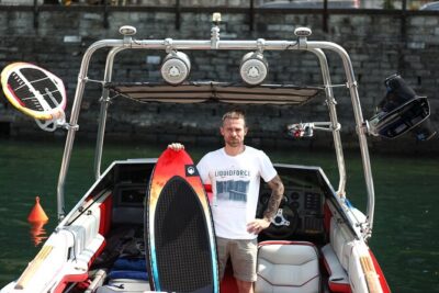 1H Wakeboard and Wakesurf on Lake Como with Mastercraft Boat - Mastercraft + Coaching: Wakeboarding and Wakesurf Without the Guesswork