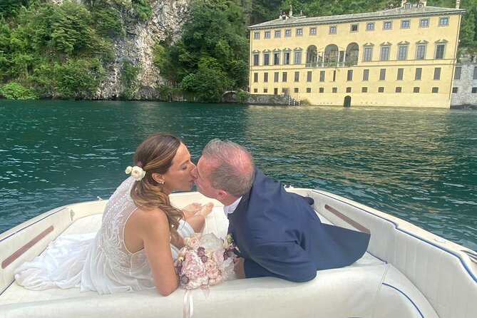 2 Hours Private and Guided Cruise to Lake Como Mostes boat - Villa Erba and Cernobbio: luxury estates and event glamour