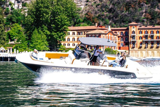 2H Private Cruise on Lake Como Tender yacht Invictus 9 pax - Moltrasio and Laglio: Carate Urio, Moltrasio, and Villa Oleandra