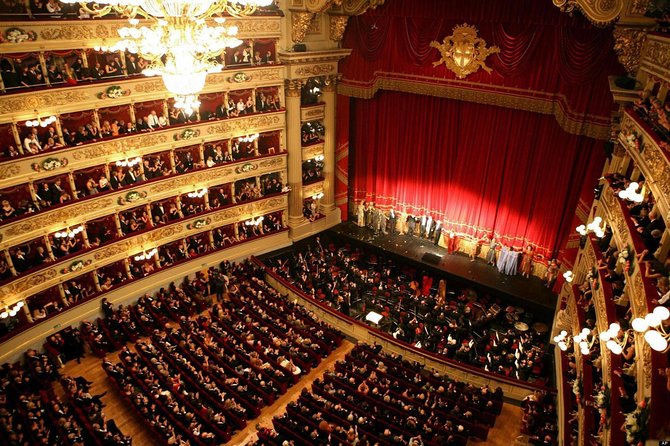 3-Hour Milan City Tour with The Scala Theatre - small group tour - The Guide Factor: Where the Tour Gains Personality