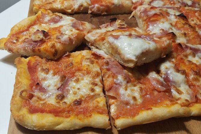 3 Hours Pizza and Tiramisù Workshop in Como - Meet at Piazza Alessandro Volta, Then Head to a Local Home