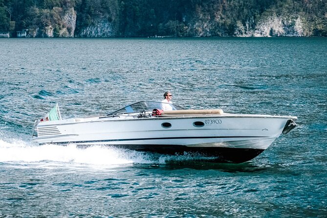 3 Hours Private and Guided Cruise on Lake Como by Motorboat - Cernobbio and Villa Erba: the refined shoreline rhythm