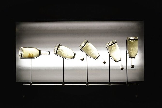 3 Italian sparkling wines and how to distinguish them: Prosecco, Franciacorta.. - The Ancestral Style Pour: Learning the Old-School Bubble Feel