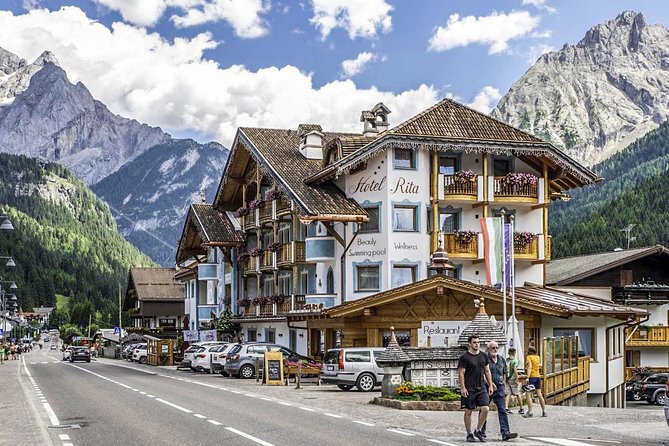 4-Day Scenic Dolomites Tour from Milan - Milan to Verona: getting your bearings before the mountains