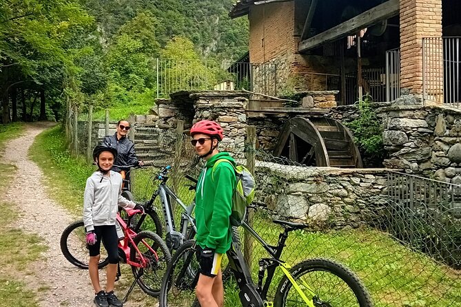4-hour E-bike Tour of the Piccolo Mondo Antico in Lake Como - The Villages Above the Water: How the Ride Builds to Three-Lake Views