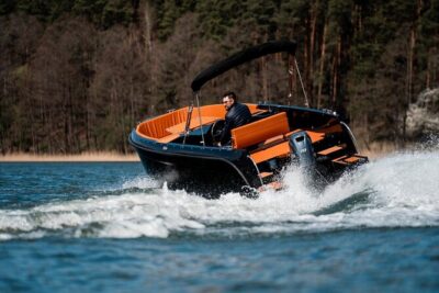 4 Hours Private SuBacco Lake Como Boat Tour - Meet at Como’s Lungo Lario Trieste 28: the Sant’Agostino pier trick