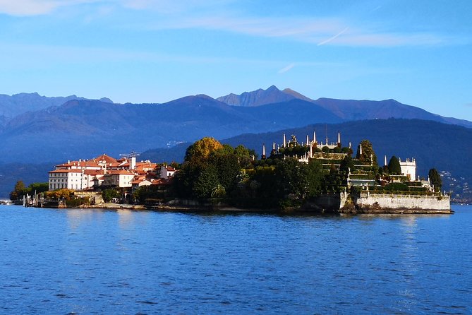 A unique private boat tour of isola Bella with guide Micaela - Meet Micaela and ride in comfort to the pier