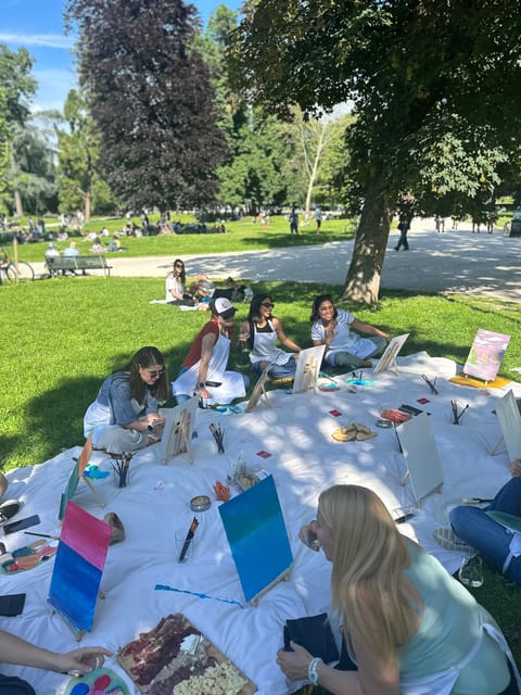 Art in the Park: Paint 'n Sip at Parco Sempione - Meeting point at the kiosk: how to get there without stress