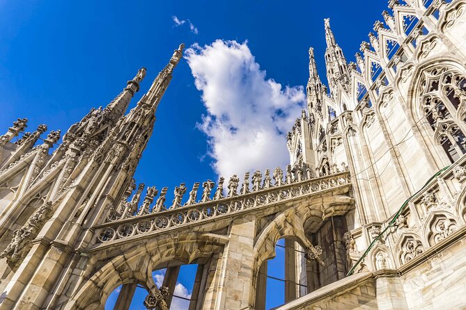 Audio Guide for the Duomo - Milan Cathedral (no ticket) - Starting at La Rinascente: getting oriented fast