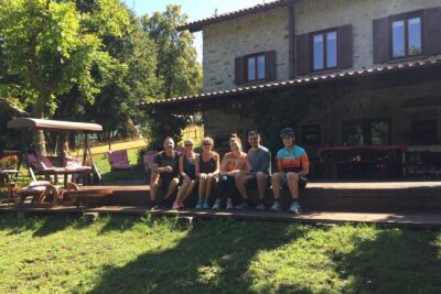 Bellagio Local Food Tasting E-Bike Tour - Stop 1 at Guello: berries, cake, and yogurt from an azienda agricola