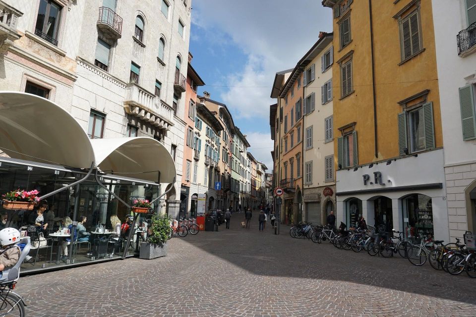 Bergamo: 2.5-Hour Private Tour of the Lower Town - Private guide value: what you get beyond the route