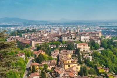 Bergamo : Highlights Private Walking Tour - Starting at Piazza Padre Reginaldo Giuliani (and why it matters)