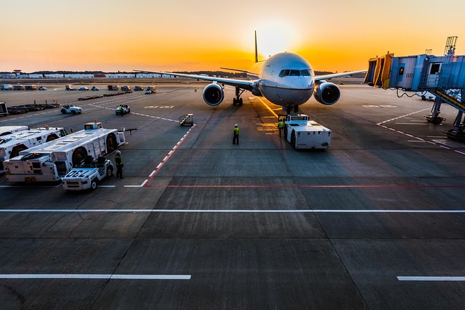 BERGAMO ORIO AL SERIO - Milano airport transfer with private Luxury Van - Flight delays, connections, and the 60-minute waiting window
