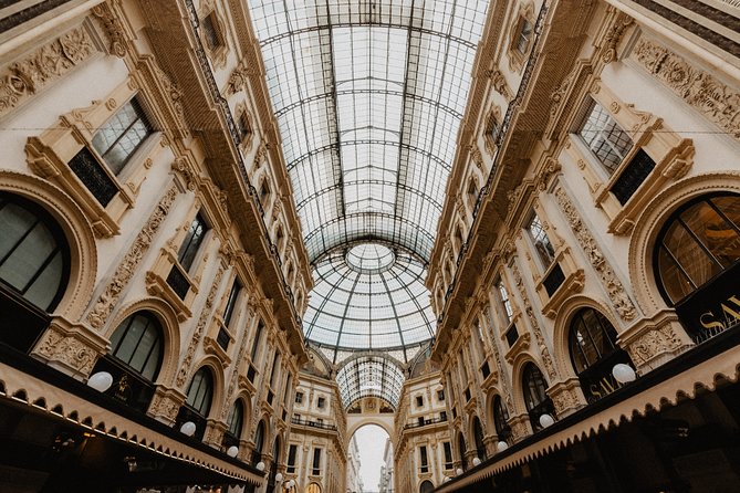 BERGAMO ORIO AL SERIO - Milano airport transfer with private Luxury Van - Price and value: $201.89 per group up to 7