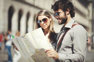 Bergamo: Private Walking Tour - Meeting at Mercato delle Scarpe: the 2.5-hour rhythm