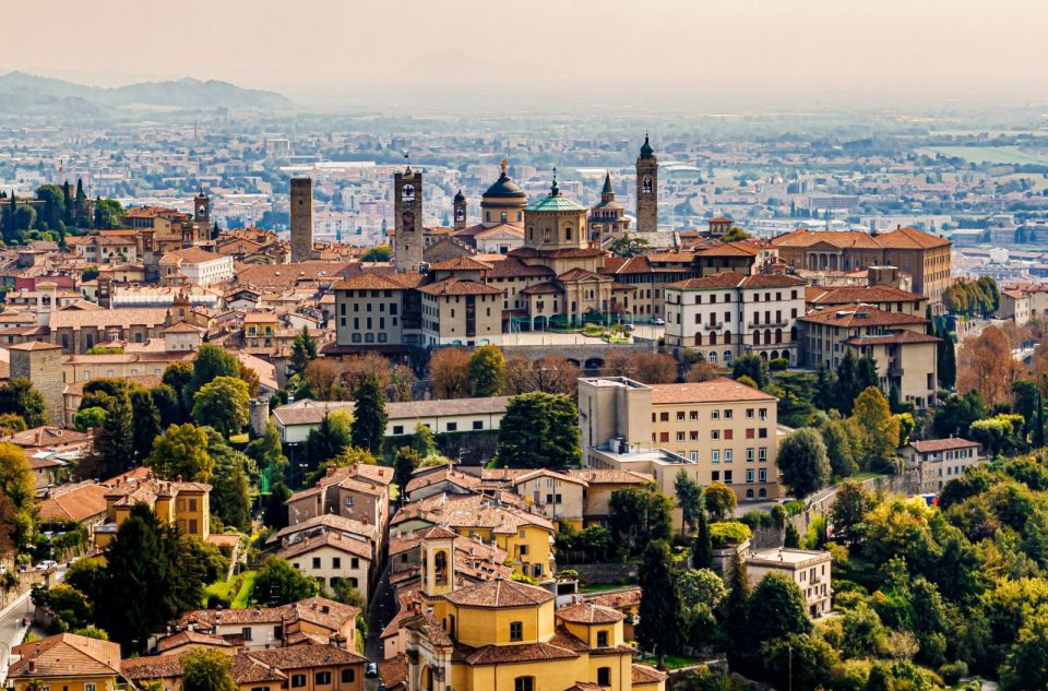 Bergamo: Private Walking Tour - Guide quality matters: the personal touches that make it feel worth it
