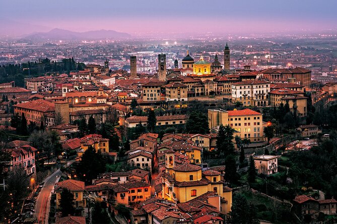 Bergamo Top Sights Private and Personalized Guided Walking Tour - Piazza Vecchia: civic power in a square you can feel
