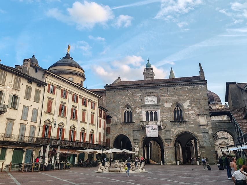 Bergamo: Upper Town Guided Tour with French-speaking Guide - Price and logistics: is $38 worth 1.5 hours in Bergamo?