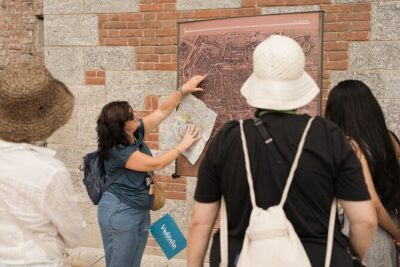 Best of Milan: 3 Icons Tour in 40 Languages + Hop On Hop Off - Milan Duomo Inside: Details You’d Miss Alone