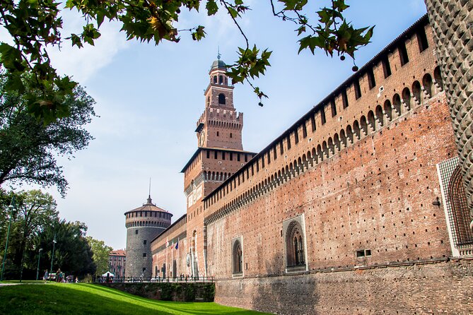 Best of Milan: 3 Icons Tour in 40 Languages + Hop On Hop Off - Price and What You Actually Get for It