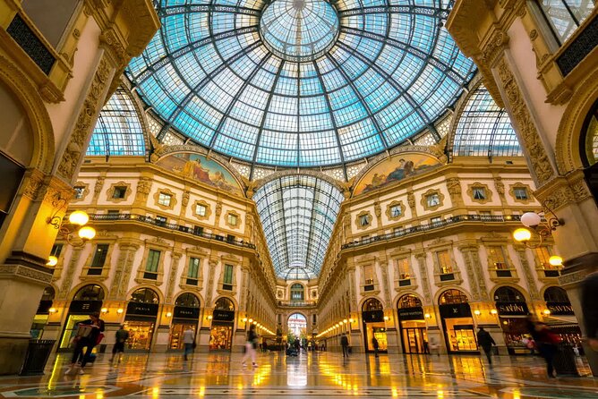 Best of Milan Small-group Walking Tour with Duomo visit - Via Dante and Piazza Affari: A Quick Hit of Street Milan