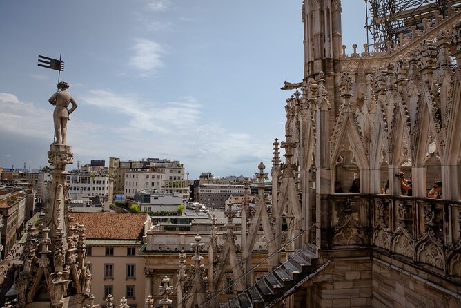 Best of Milan Small-group Walking Tour with Duomo visit - Piazza Mercanti and Teatro alla Scala: The Old City Voice