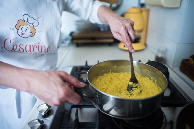 Cesarine: Pasta & Tiramisu Class at Local's Home in Milan - Finding the home in Milan: logistics that can make or break your evening