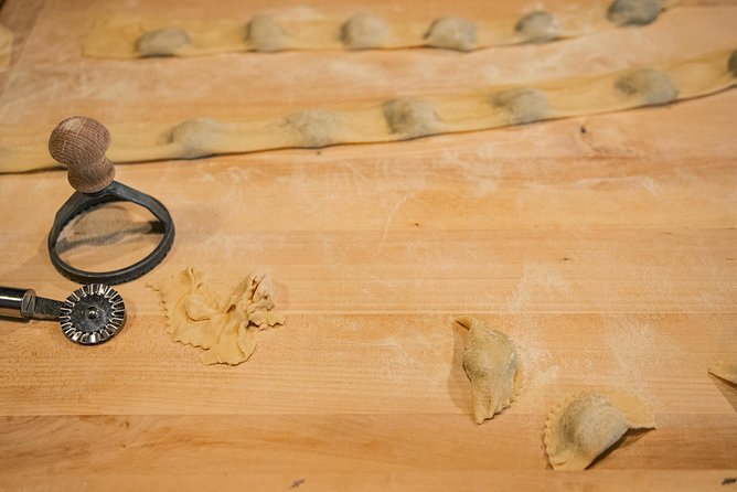 Cesarine: Small group Pasta and Tiramisu class in Lake Maggiore - Tips to make the most of it