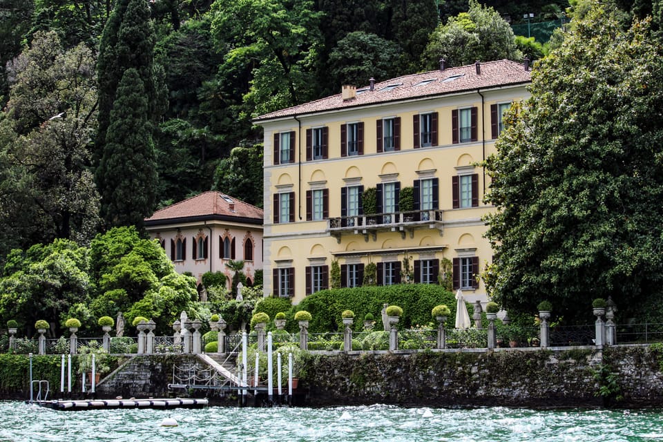 Como: Lake Como Shared Boat Tour - Cernobbio views: Villa d’Este, Villa Erba, and the Villa Pizzo wedding link