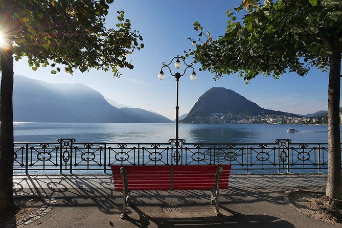 Como, Lugano & Bellagio: Exclusive Cruise–Two Countries in a Day - Como city center (1 hour 15 minutes): what to do with your window