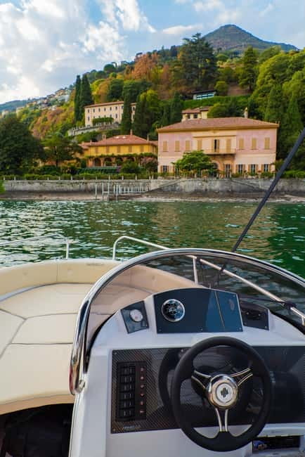 Como: Private 1-Hour Boat Rental - What Makes This Rental Worth Your Hour