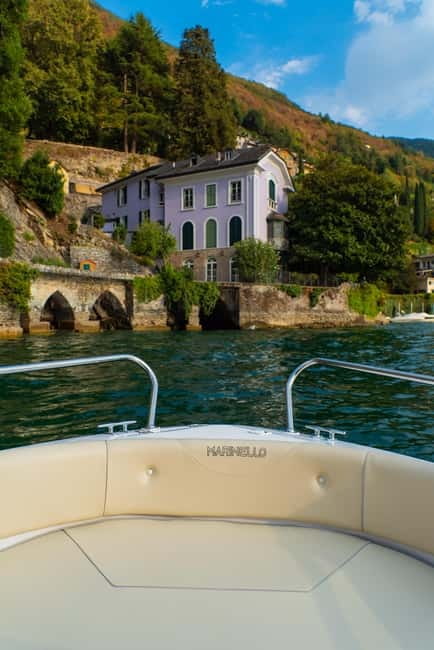 Como: Private 1-Hour Boat Rental - Cruising Past Villa Pizzo, Villa di Versace, and the Lake Towns