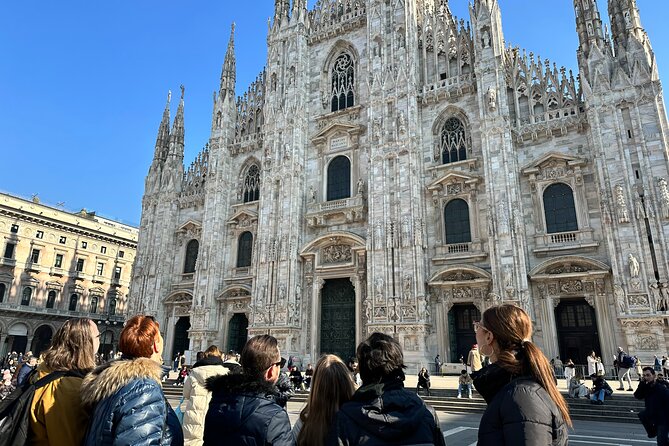 Delicious Milan Street Food Tour Tasting and Sightseeing with Local Guide - Duomo Square and Galleria Vittorio Emanuele: Big Views, Small Time Window