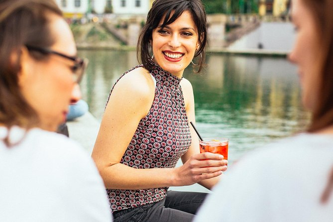 Drinks & Bites in Milan Private Tour - Stop 3: Edicola Radetzky and the local bar vibe along the Naviglio