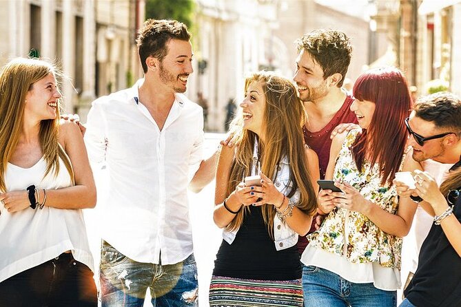 e-Scavenger hunt Milan: Explore the city at your own pace - Galleria Vittorio Emanuele II and the Duomo zone: start big, learn fast