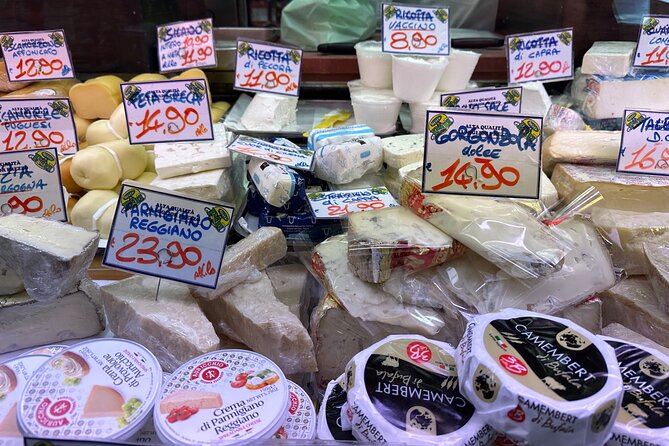 Eating Milan Street Food Tour with Guided Tasting and Sightseeing - The Balsamic Vinegar Stop: A Sharp, No-Frills Sampling