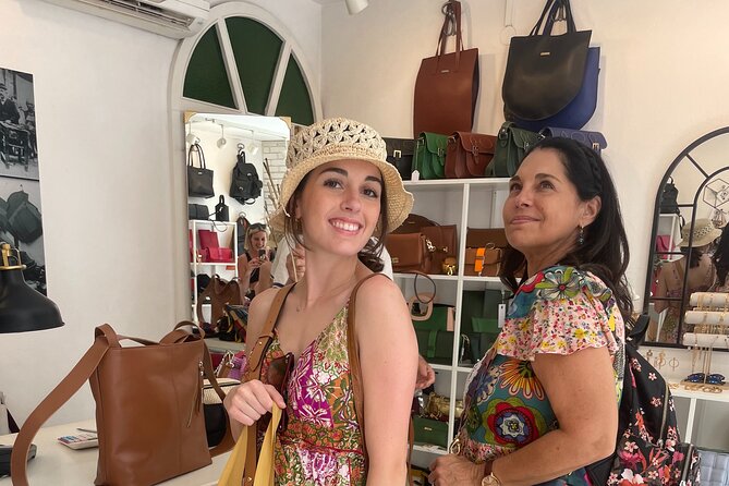 Explore History and Style with this Walking Tour in Milano - Handmade finds, local labels, and how the tour helps you spot quality