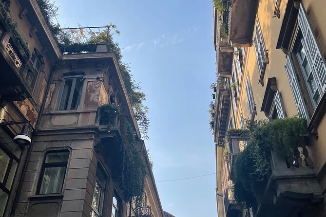 Explore History and Style with this Walking Tour in Milano - Pace, weather, and what “good weather required” means for you