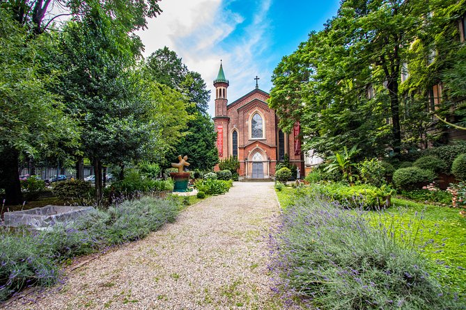 Explore Milan in 90 minutes with a Local - 90 Minutes, Small Group: What This Express Tour Really Delivers