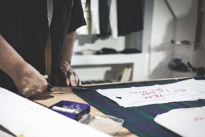 Fashion Workshop in Atelier and Fashion District Tour - Quadrilatero della Moda Walk: Designer Windows and Quality Clues