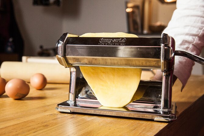 Fresh Homemade Pasta and Tiramisu Cooking Class in Milan - Getting to Via Malaga 2 and settling into the pace