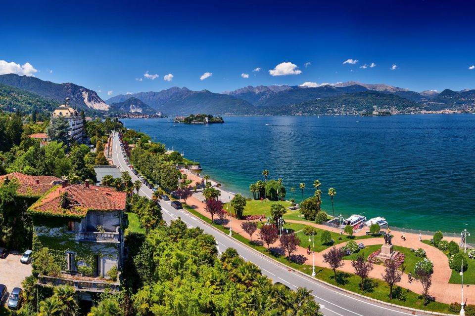 From Lake Maggiore: Private Boat Tour with Pickup/Drop-off - On-board commentary and the captain/crew role