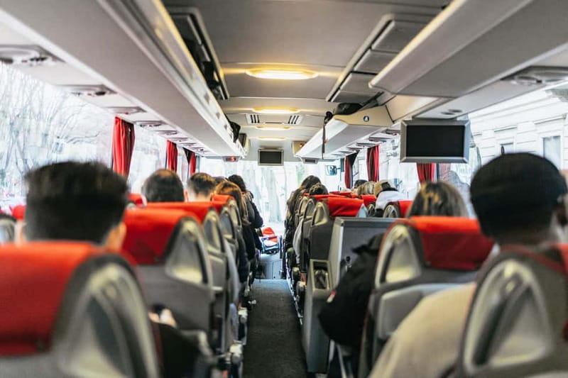 From Milan: Lake Como & Bellagio DayTour with Private Cruise - Bilingual guide and audio headsets: makes the whole thing work