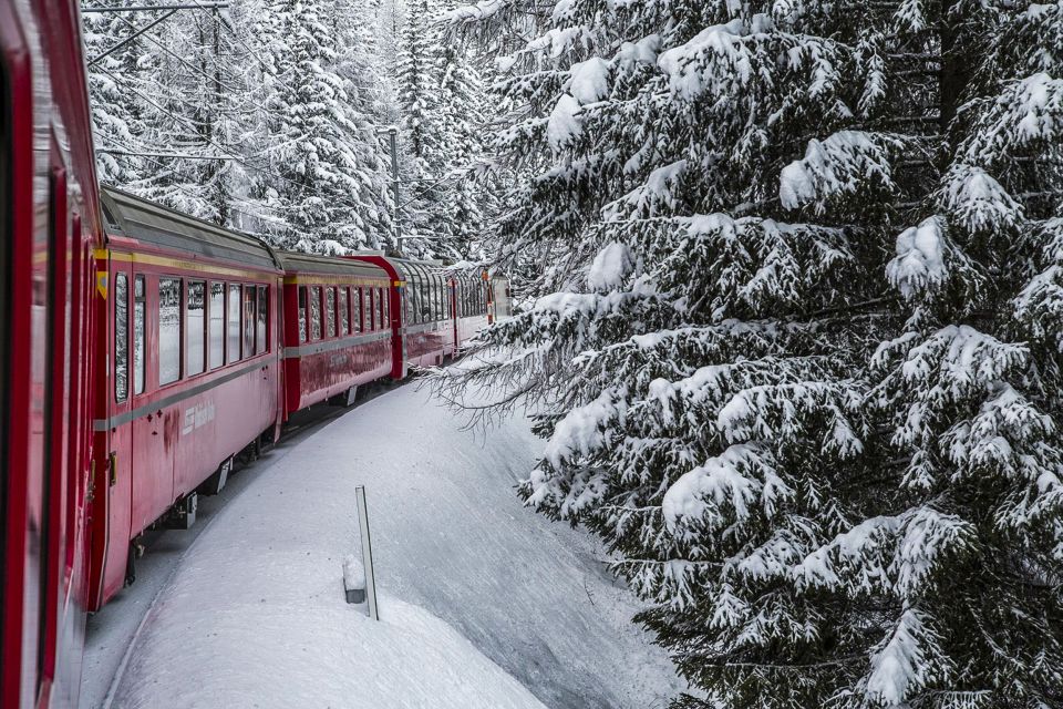 From Milan: Lake Como Cruise, St. Moritz & Bernina Red Train - Lake Como morning cruise: villas, villages, and the water view