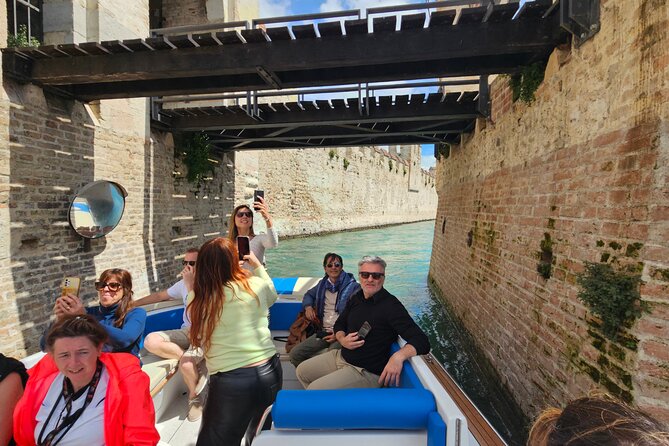 From Milan: Verona, Sirmione and Lake Garda Tour with Boat Cruise - Sirmione’s compact charm: 1.5 hours to do it right