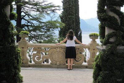 Full-Day Small-Group Bellagio and Villa Balbianello Tour with Lunch - Stop 1: Bellagio’s steep lanes—get your bearings fast